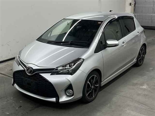 TOYOTA VITZ RS 2016